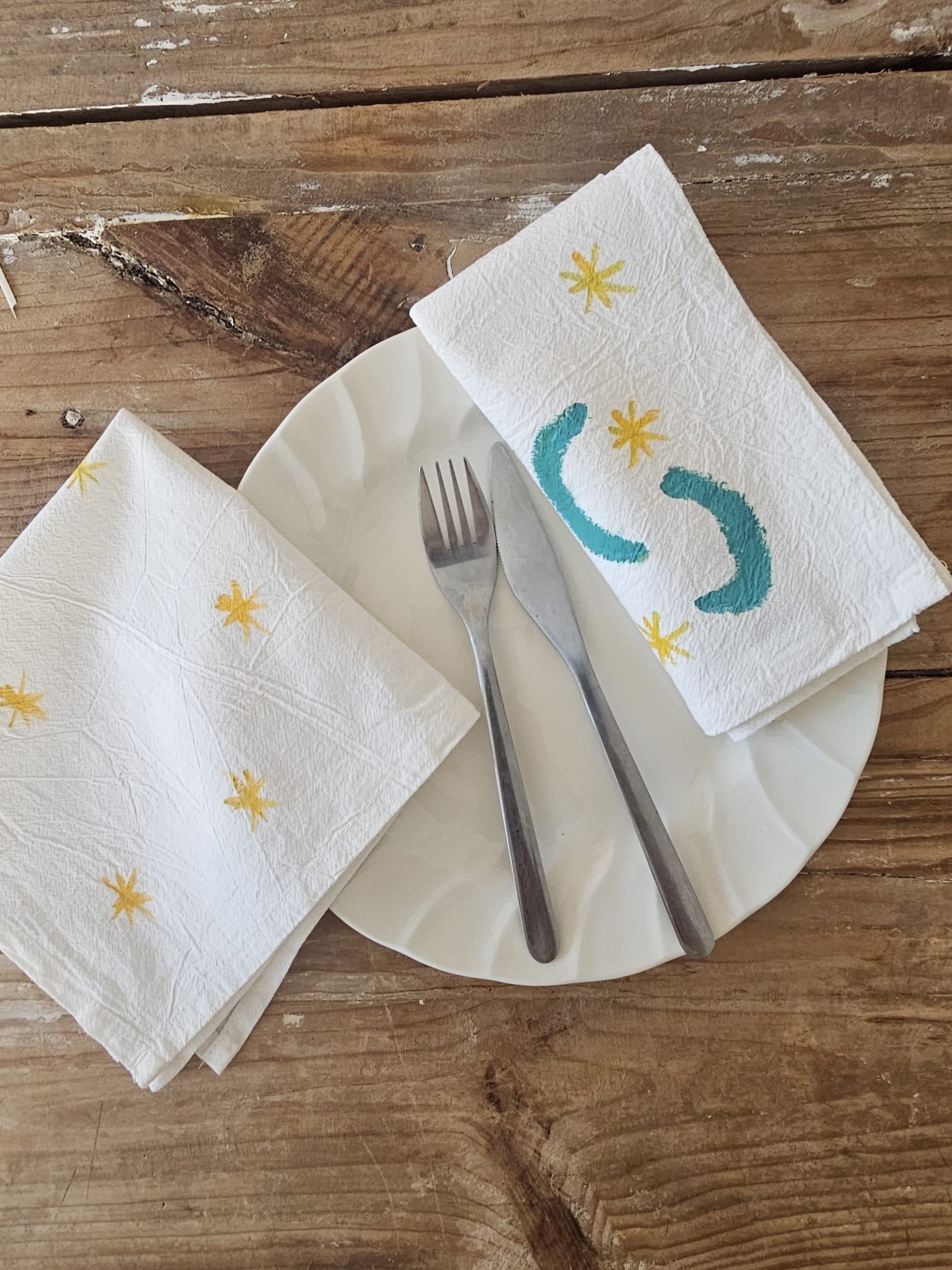 Set de 2 Servilletas de Algodón 100% Pintadas a Mano – Creciente · 02