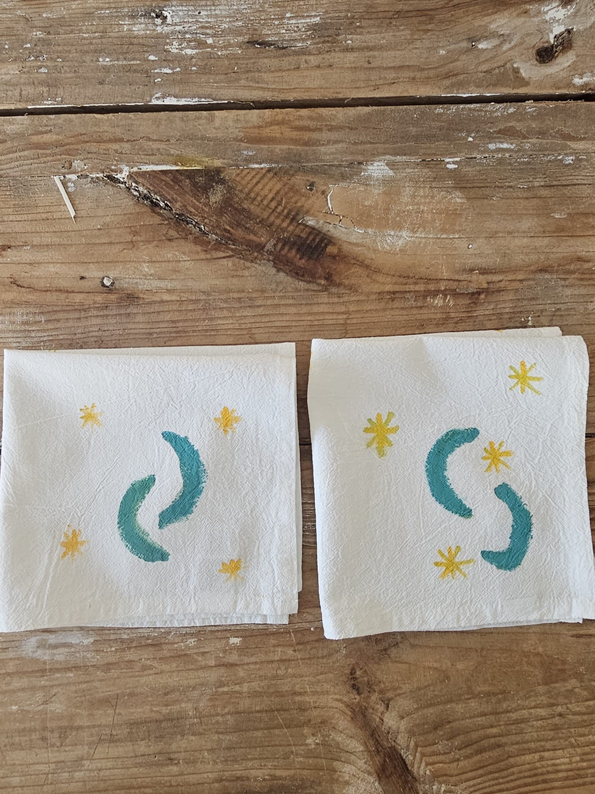 Set de 2 Servilletas de Algodón 100% Pintadas a Mano – Creciente